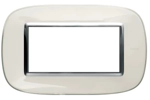PLACA 4 MODULOS. COLOR  BLANCO ESTILO ELIPITICA BTICINO REF HB4804DB