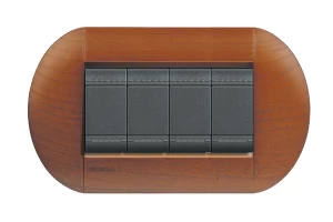 PLACA ELIPTICA 4 MODELO LIVING LIGHT. TERMINACION CEREZO AMERICANO BTICINO COD REF LNB4804LCA