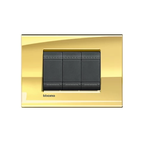 PLACA RECTANGULAR 3 MODELO LIVING LIGHT. COLOR ORO FRIO BTICINO COD REF LNA4803OA