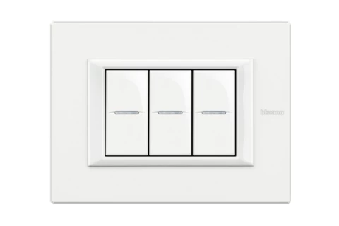 PLACA 3 MODULOS. COLOR BLANCO AXOLUTE  MODELO RECTANGULARES BTICINO REF HA4803HD