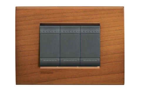 PLACA RECTANGULAR 3 MODELO LIVING LIGHT. TERMINACION CEREZO AMERICANO BTICINO REF LNA4803LCA
