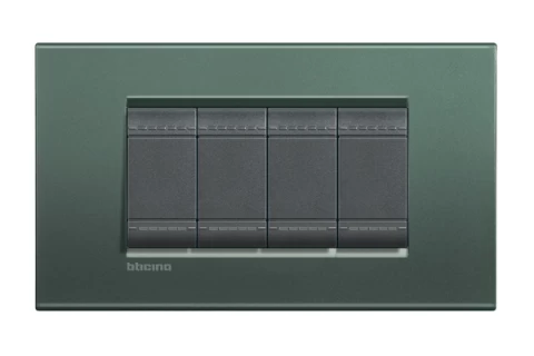 PLACA RECTANGULAR 4 MODELO . TERMINACION PARK BTICINO REF LNA4804PK