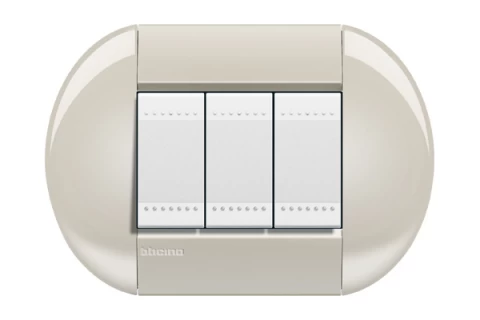 PLACA ELIPTICA 3 MOD. COLONIAL BTICINO REF LNB4803CL